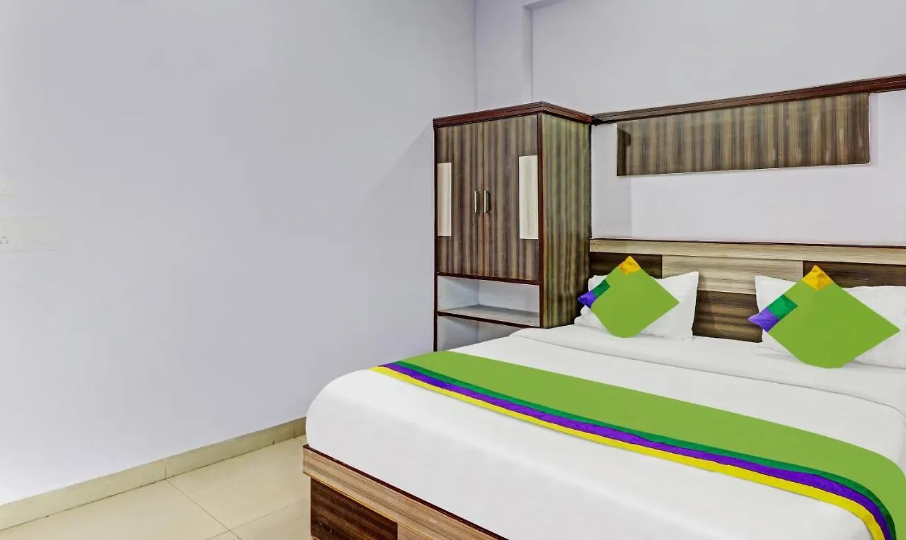 Hotel Premium Golden Era Agra   Agra (Uttar Pradesh)